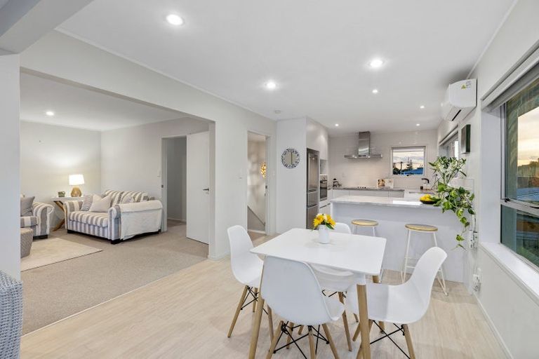 Photo of property in 3/252 Hibiscus Coast Highway, Orewa, 0931