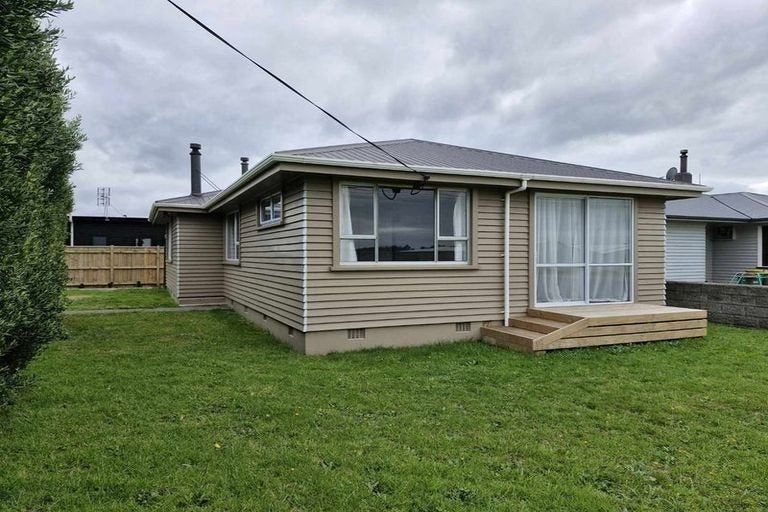Photo of property in 1151 Devon Road, Bell Block, New Plymouth, 4373