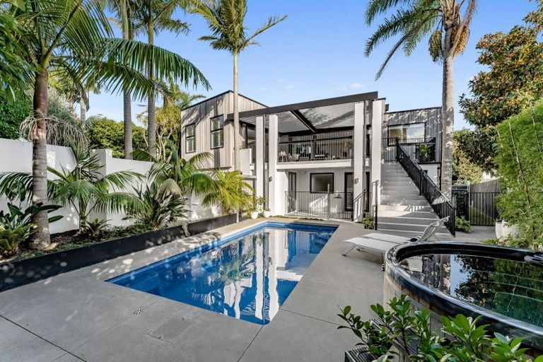 Photo of property in 142 Upland Road, Remuera, Auckland, 1050