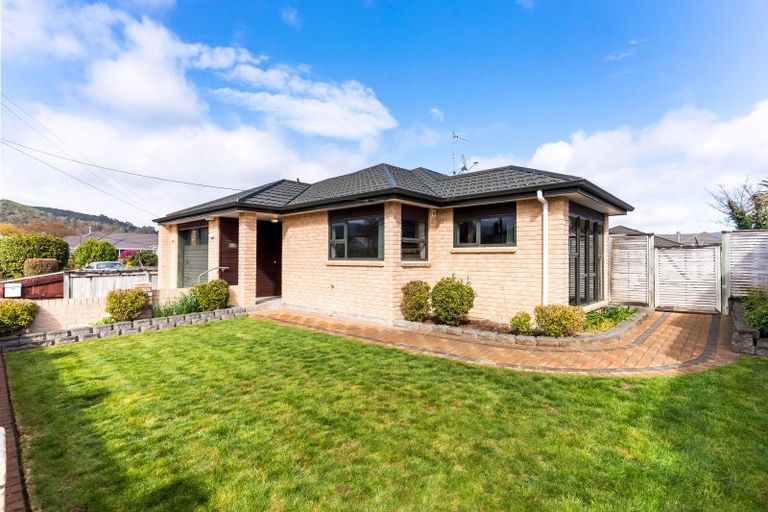 Photo of property in 12 Massey Street, Elderslea, Upper Hutt, 5018