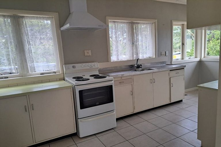 Photo of property in 280 Great South Road, Papakura, 2110