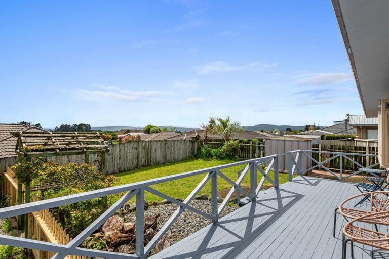 Photo of property in 19 Barraud Place, Pukehangi, Rotorua, 3015