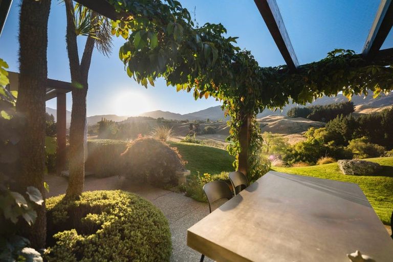 Photo of property in 376 Speargrass Flat Road, Speargrass Flat, Queenstown, 9371