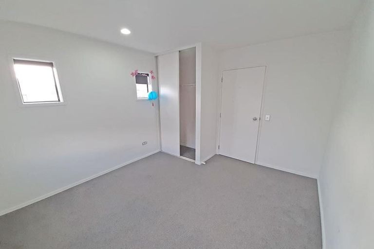Photo of property in 2726/10 John Jennings Drive, Oteha, Auckland, 0632