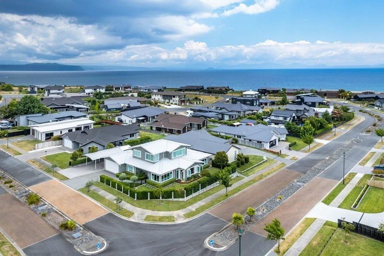 Photo of property in 17 Facilita Avenue, Wharewaka, Taupo, 3330