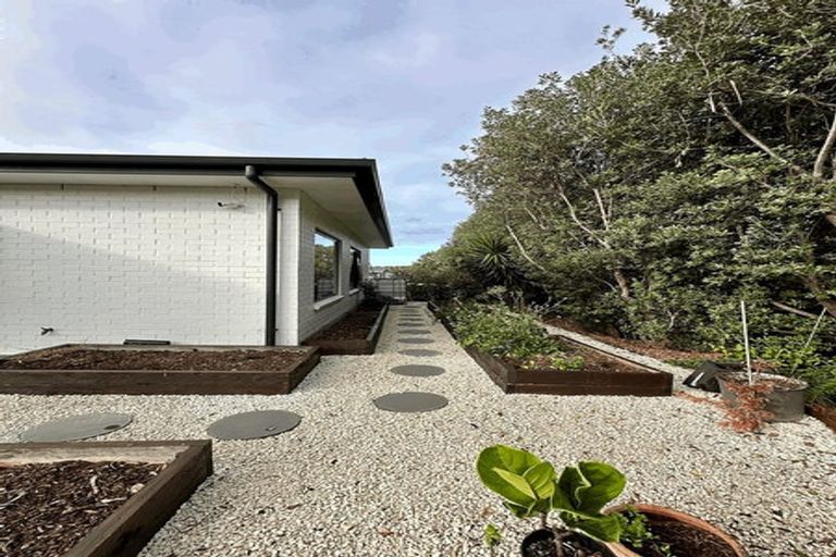 Photo of property in 2 Serene Place, Gulf Harbour, Whangaparaoa, 0930