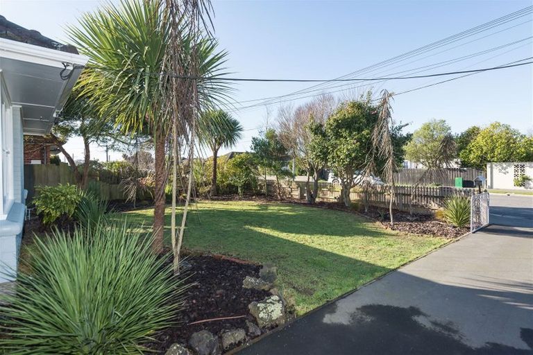 Photo of property in 41 Pembroke Street, Avondale, Christchurch, 8061