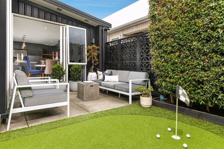 Photo of property in 14 Torea Tai Road, Hobsonville, Auckland, 0616