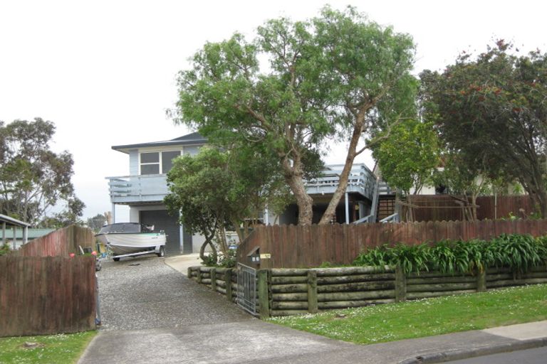 Photo of property in 53 Zealandia Road, Manly, Whangaparaoa, 0930
