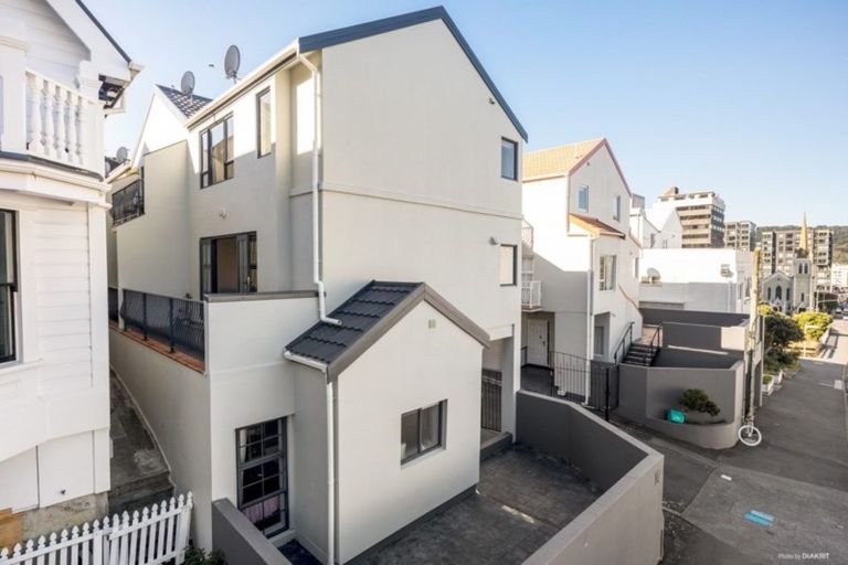Photo of property in 1/142 Ghuznee Street, Te Aro, Wellington, 6011