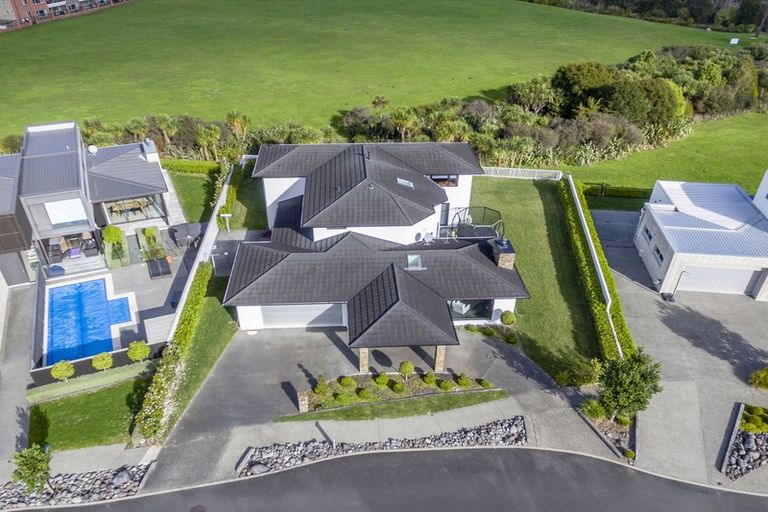 Photo of property in 13 Durham Heights, Flagstaff, Hamilton, 3210