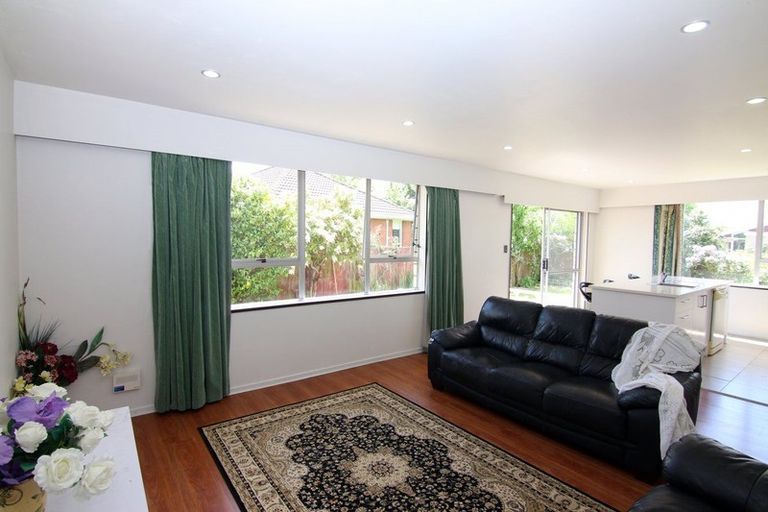 Photo of property in 9a Meadow Street, Papanui, Christchurch, 8052