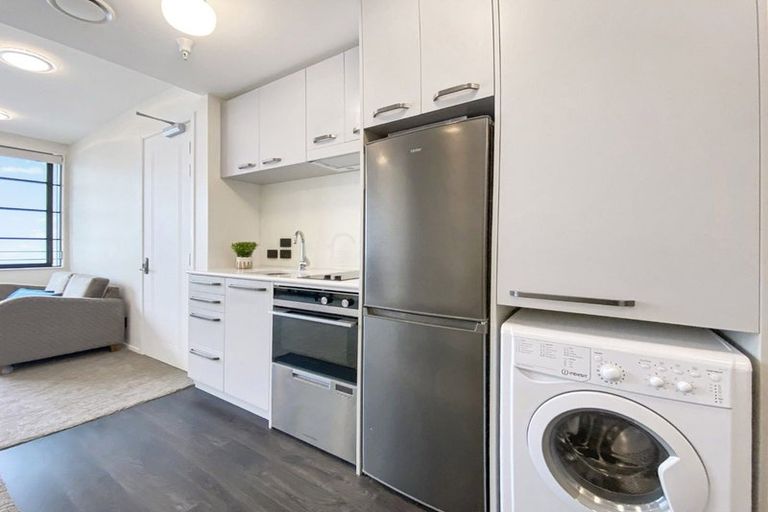 Photo of property in 108/3 Roxburgh Street, Mount Victoria, Wellington, 6011