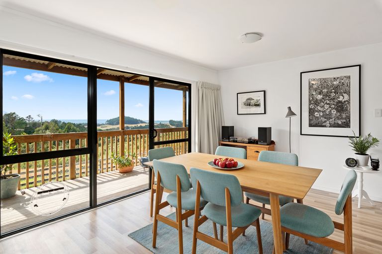 Photo of property in 181 Govan Wilson Road, Whangaripo, Warkworth, 0985