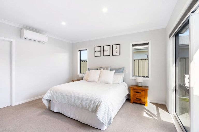 Photo of property in 22 Young Place, Taradale, Napier, 4112