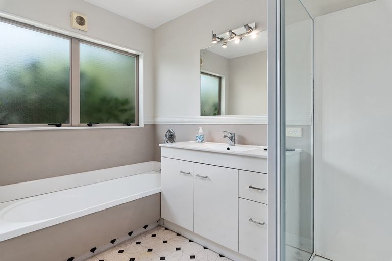 Photo of property in 109 Point Wells Road, Point Wells, Warkworth, 0986