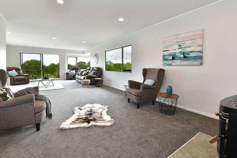 Photo of property in 77 Turley Road, Dairy Flat, Albany, 0794