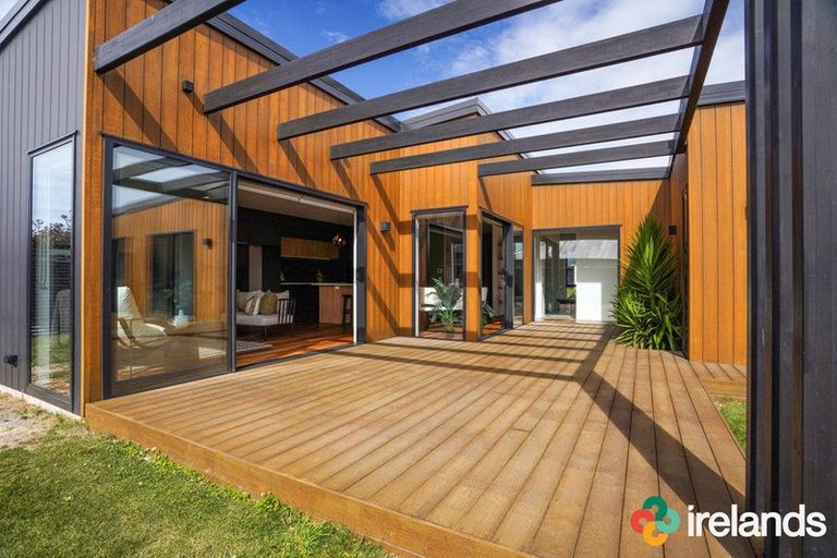 Photo of property in 4 Pegson Lane, Halswell, Christchurch, 8025