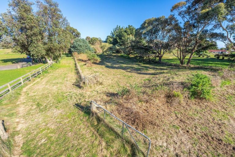 Photo of property in 50 Old Coach Road, Otaki, 5512