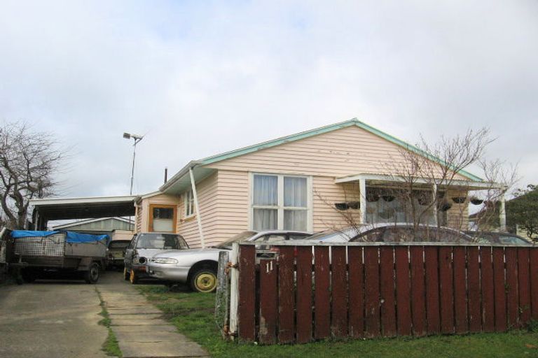 Photo of property in 11 Mccorkindale Street, Feilding, 4702