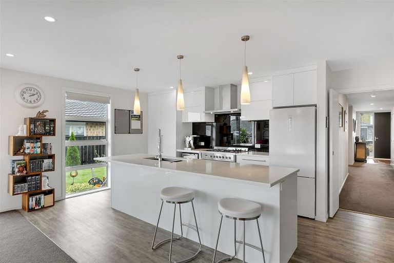 Photo of property in 112 John Burke Drive, Aotea, Porirua, 5024