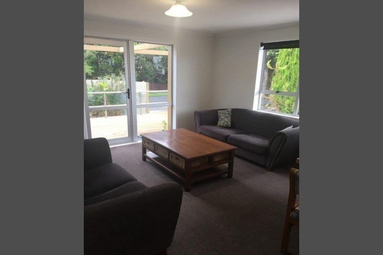 Photo of property in 4 Villa Place, Bell Block, New Plymouth, 4312