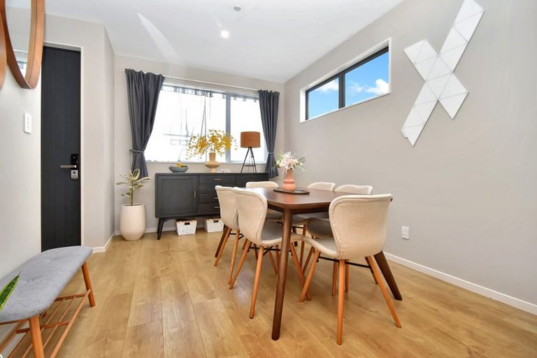 Photo of property in 4 Whakanoho Road, Westgate, Auckland, 0814