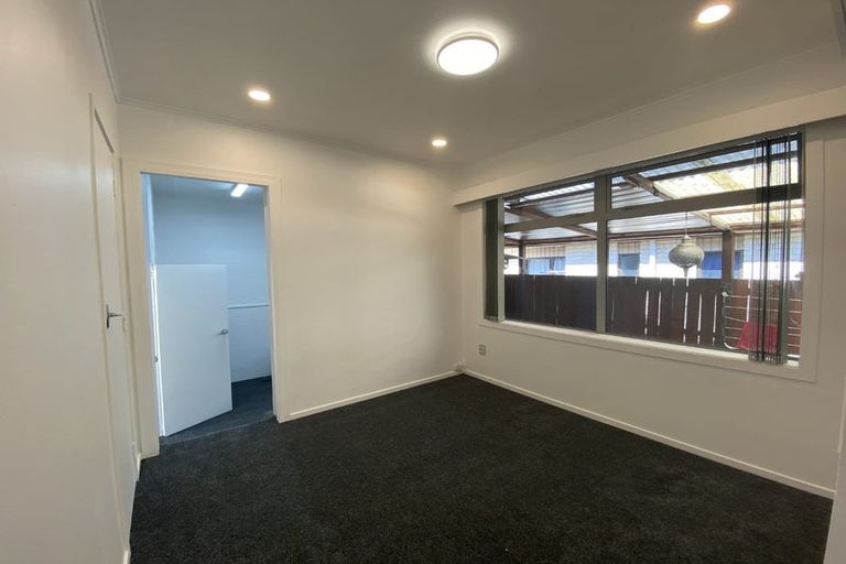 Photo of property in 1/14 Riverside Road, Orewa, 0931