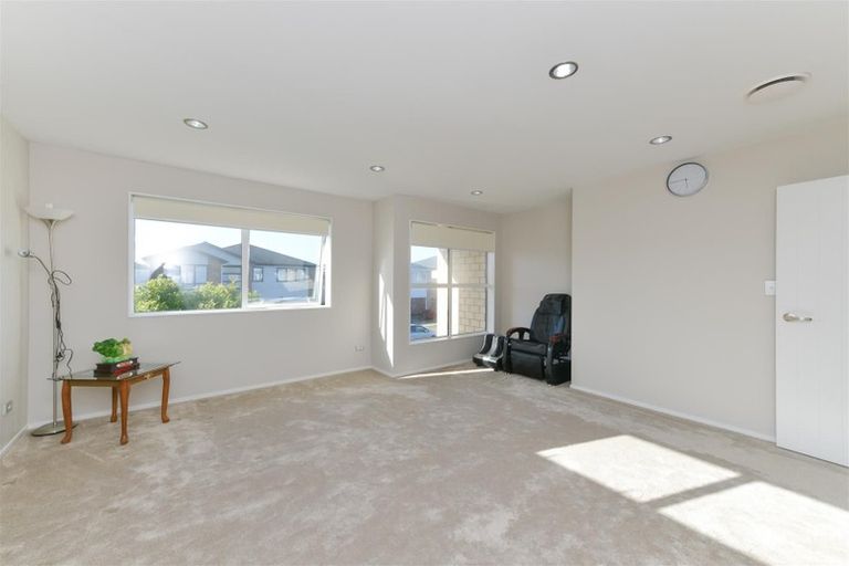 Photo of property in 45 Rosewell Crescent, Flat Bush, Auckland, 2019