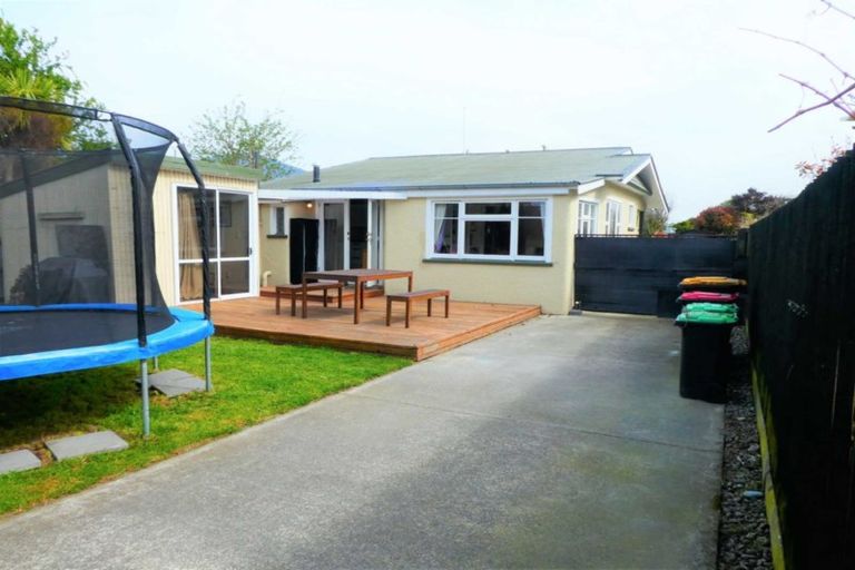 Photo of property in 38 North Parade, Richmond, Christchurch, 8013
