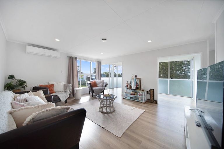 Photo of property in 4 Pike Place, Mangere East, Auckland, 2024