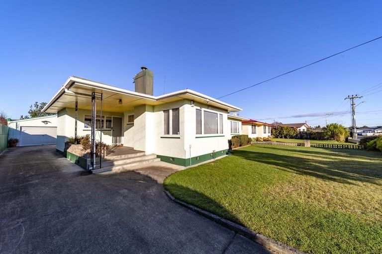 Photo of property in 3 Alexander Avenue, Onekawa, Napier, 4110