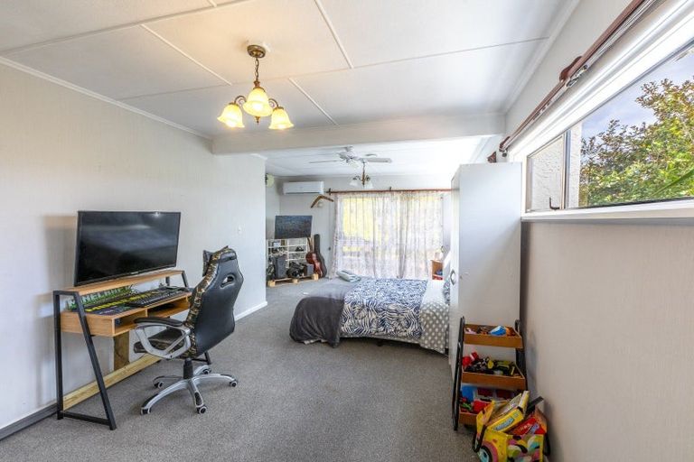 Photo of property in 4 Woburn Street, Waipukurau, 4200