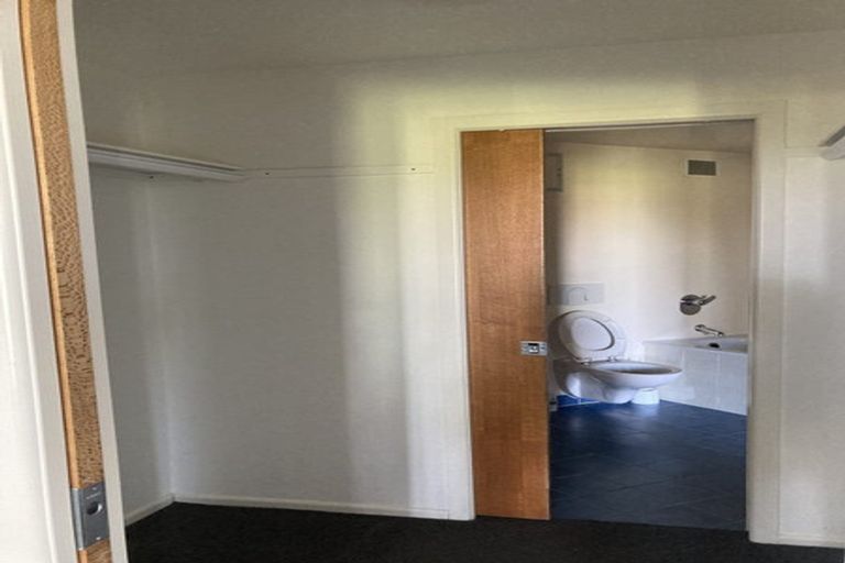 Photo of property in 8/80 Salamanca Road, Kelburn, Wellington, 6012