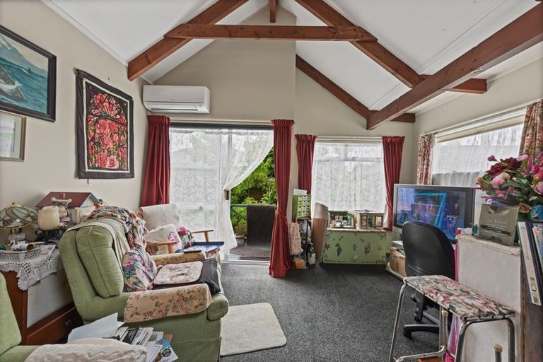 Photo of property in 2/12 Marsden Road, Stoke, Nelson, 7011