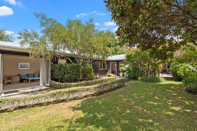 Photo of property in 109 Point Wells Road, Point Wells, Warkworth, 0986