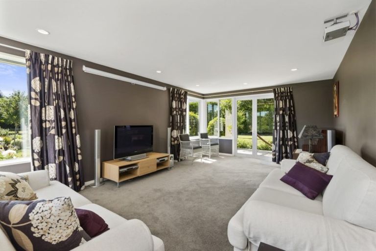 Photo of property in 715 Hills Road, Marshland, Christchurch, 8051