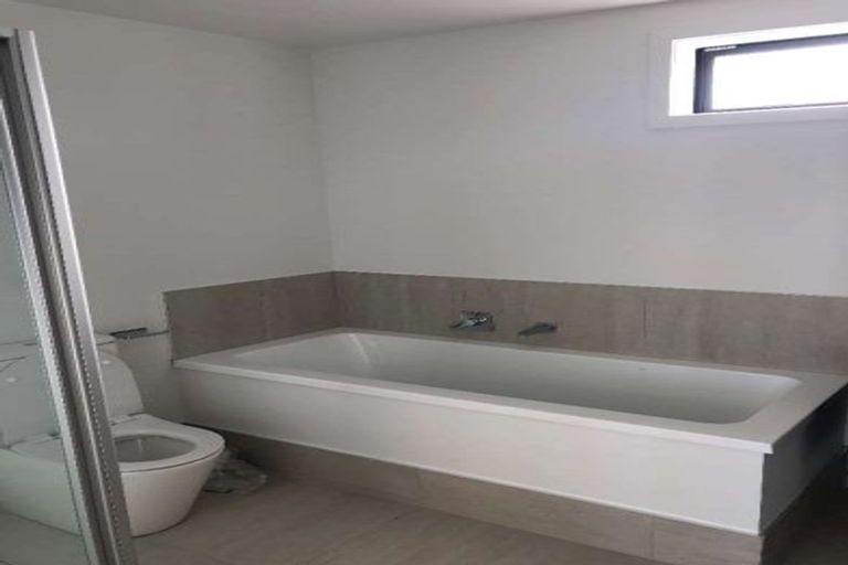 Photo of property in 7/130 Stancombe Road, Flat Bush, Auckland, 2016