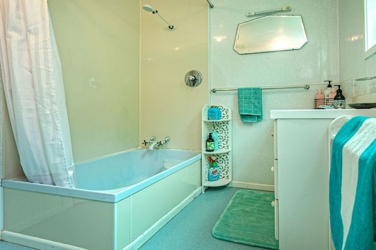 Photo of property in 974 Thames Coast Sh25 Road, Kereta, Thames, 3575