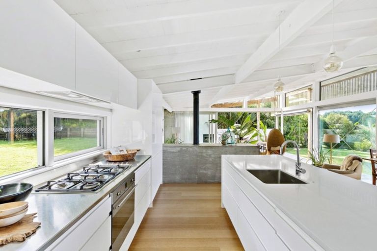 Photo of property in 7 Arabella Lane, Snells Beach, 0920