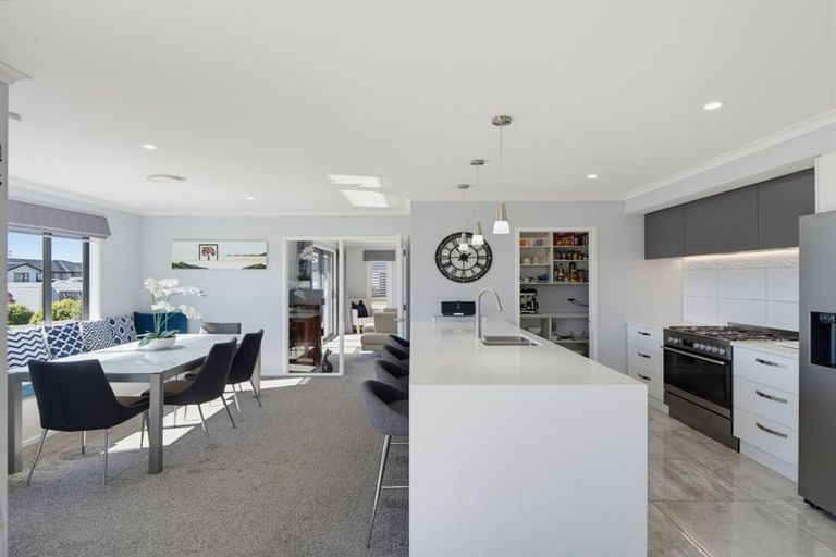 Photo of property in 40 Macphail Avenue, Rangiora, 7400