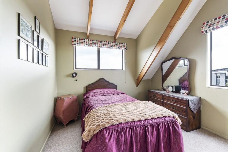 Photo of property in 103e Barrett Road, Whalers Gate, New Plymouth, 4310