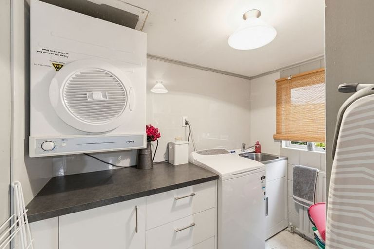 Photo of property in 9 Thames Street, Gore, 9710
