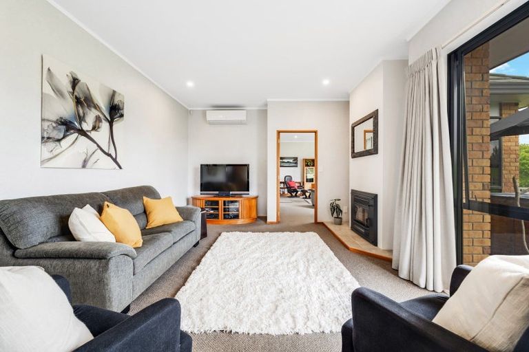 Photo of property in 30 Clifton Road, Whitford, Howick, 2571