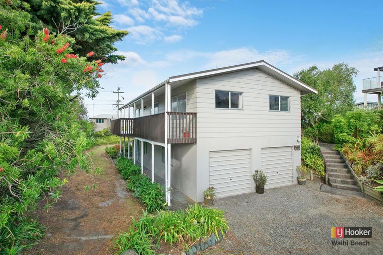 Photo of property in 212 Seaforth Road, Waihi Beach, 3611