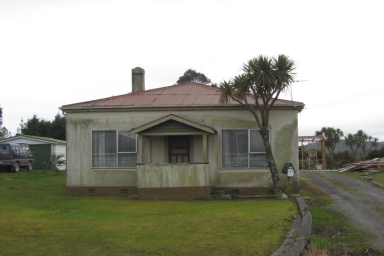 Photo of property in 6 Pitt Street, Runanga, 7803