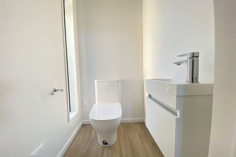 Photo of property in 17b Roxburgh Street, Sydenham, Christchurch, 8023