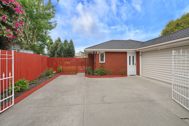 Photo of property in 3 Symes Road, Hornby, Christchurch, 8042