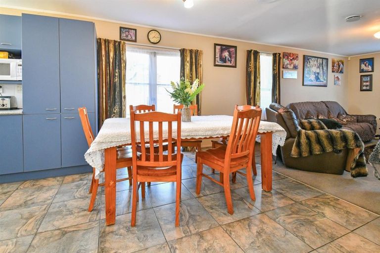 Photo of property in 9 Cathay Lane, Takanini, 2112