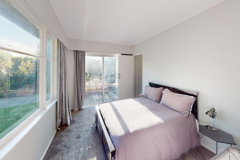 Photo of property in 15 Dorset Crescent, Hokowhitu, Palmerston North, 4410